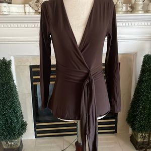 Long sleeve top with tie accent